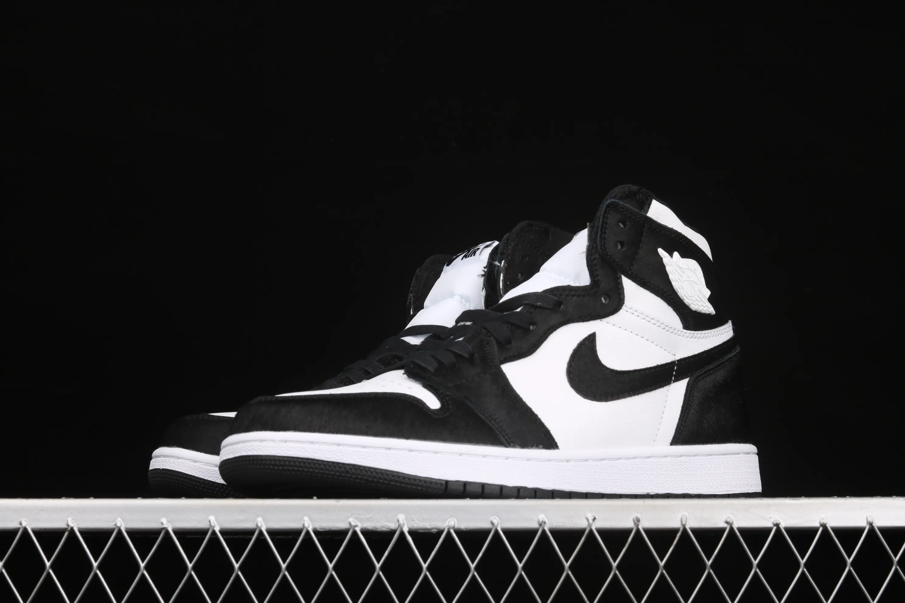 All categories Air Jordan Jordan series basketball shoes Air Jordan 1 High Air Jordan 1 Retro High OG AJ Joe 1 Panda color CD0461-007